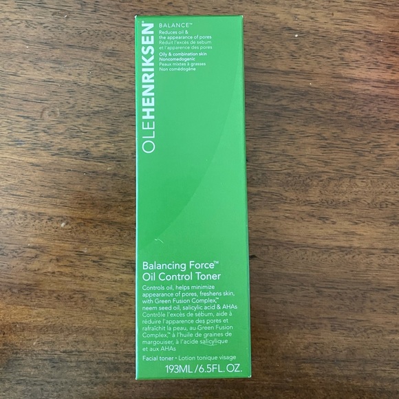 OleHenriksen Balancing Force Oil Control Toner - Picture 2 of 6